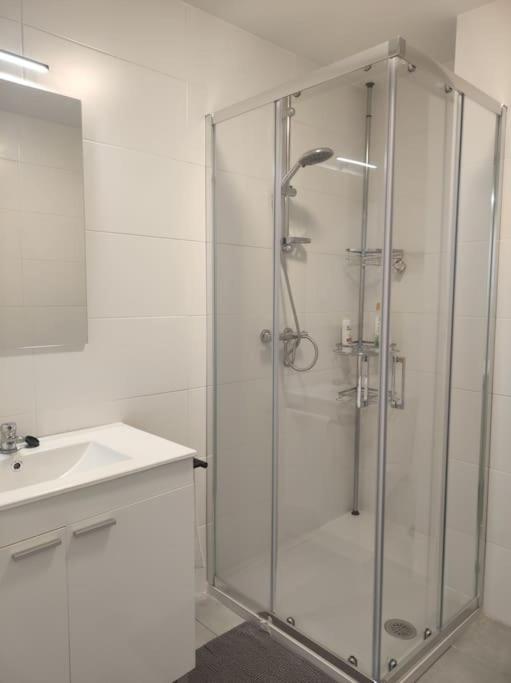 Casa Dina Ii. Apartment การ์บาญีโน ภายนอก รูปภาพ